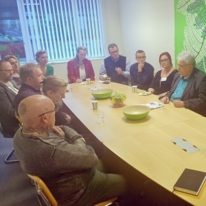 Miniseminarium om hur folkrörelserna kan vara med och bekämpa arbetslösheten.